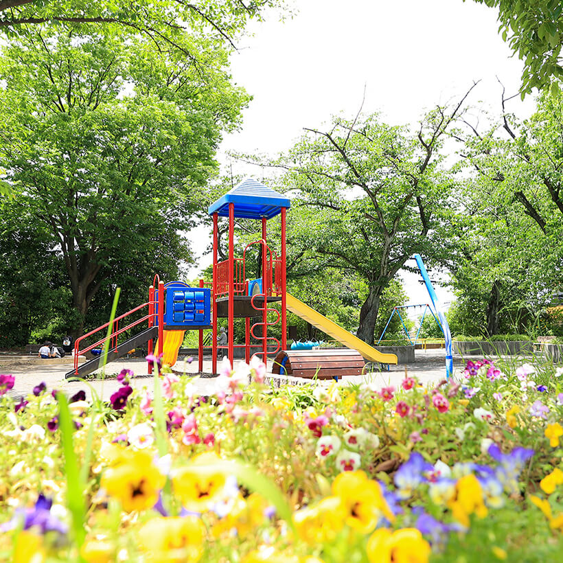 山内公園（約50～80m／徒歩1分※1）