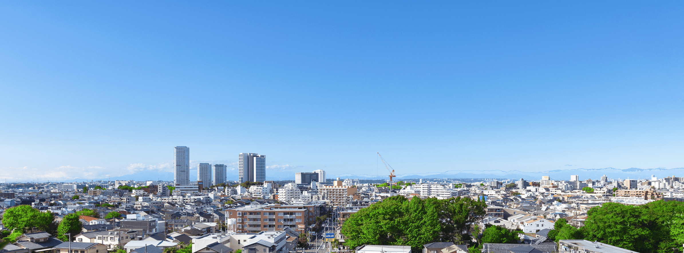 掲載写真は2024年11月現地8階（建築基準法上7階）より西方向を撮影