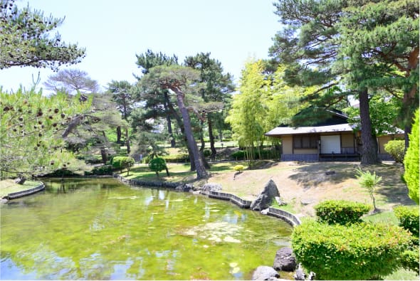 麓山公園／徒歩14分（約1,070m）